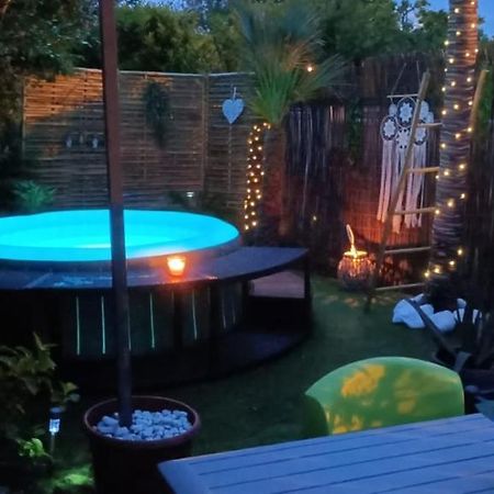 Studio Zure Ondoan - Spa Et Piscine Chauffee Tarnos Εξωτερικό φωτογραφία